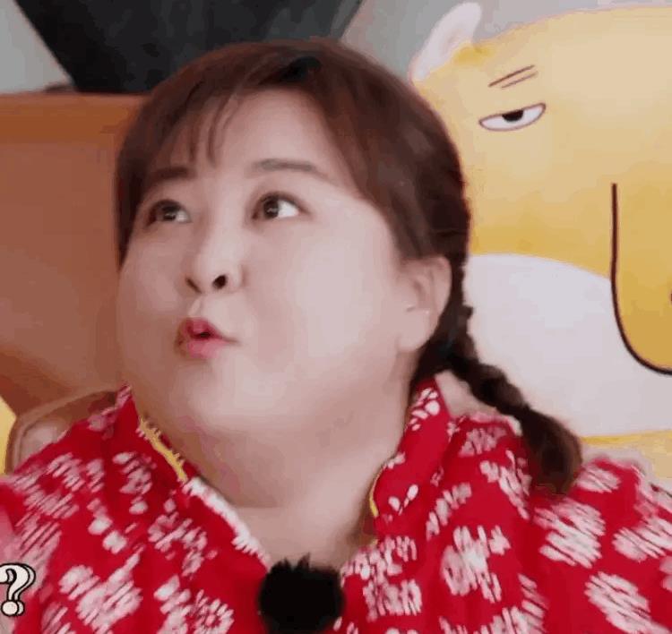 贾玲暴瘦100斤首次公开照,贾玲暴瘦50斤重返颜值巅峰