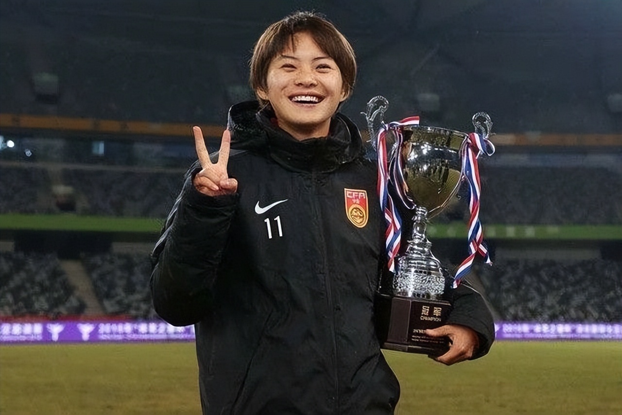 中国女足王霜惊呆外国人,中国女足王霜打破僵局