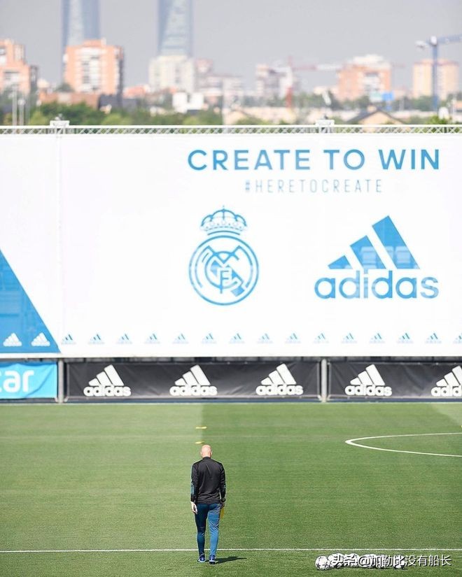 皇马和曼联帅位,齐达内第二次执教皇马为什么下课