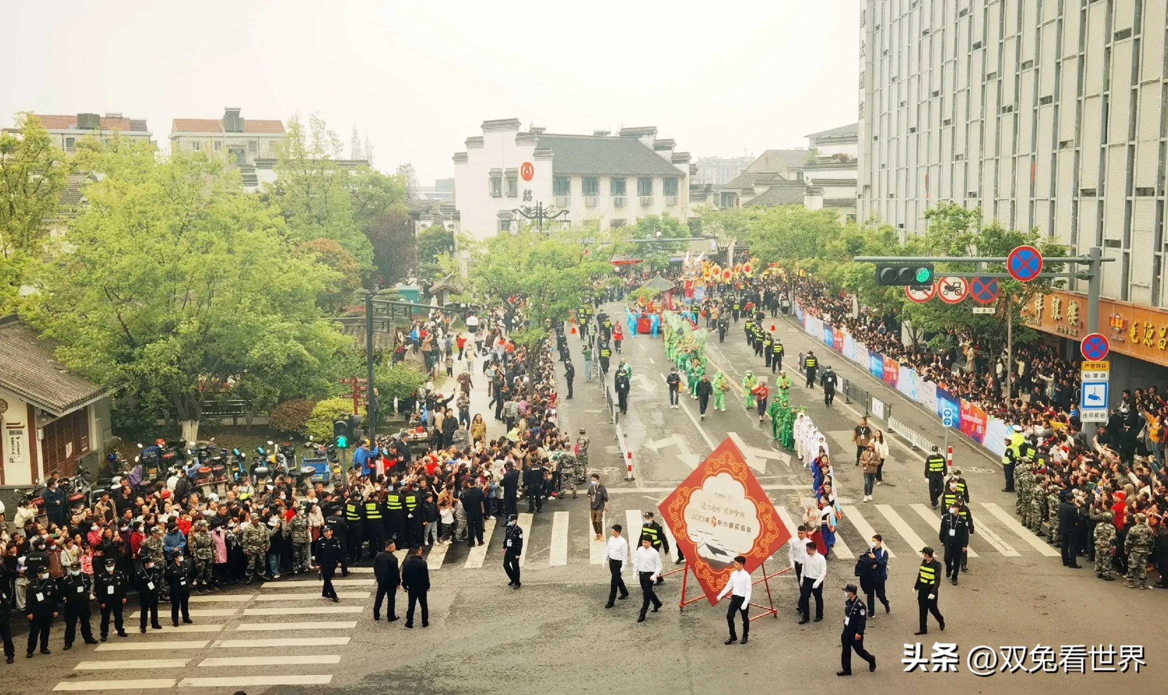 清明节游新市古镇,恰逢蚕花庙会