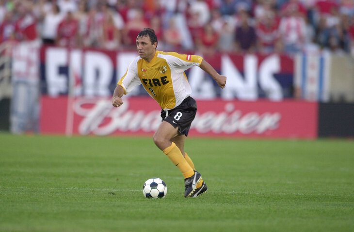 梅西群星闪耀,梅西独造四球领跑美职联