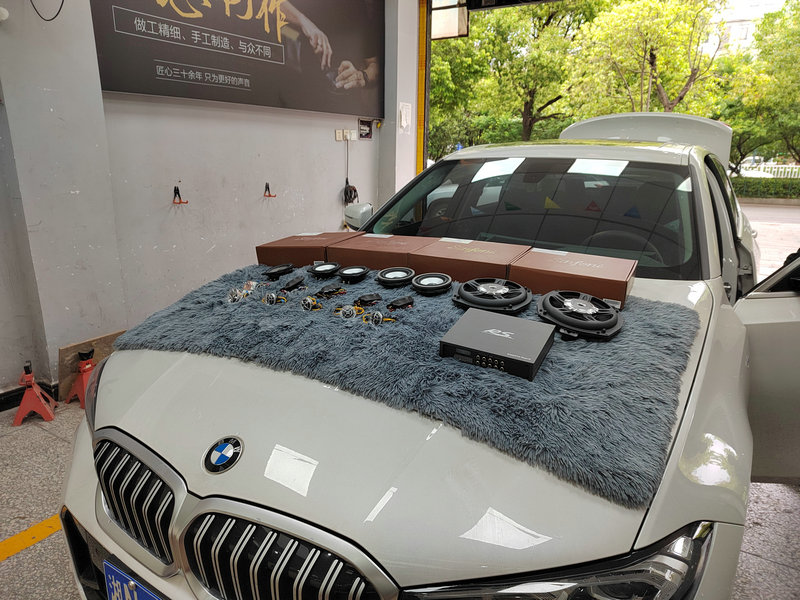 宝马320i改装哈曼卡顿音响,宝马320音响改装德国蓝宝