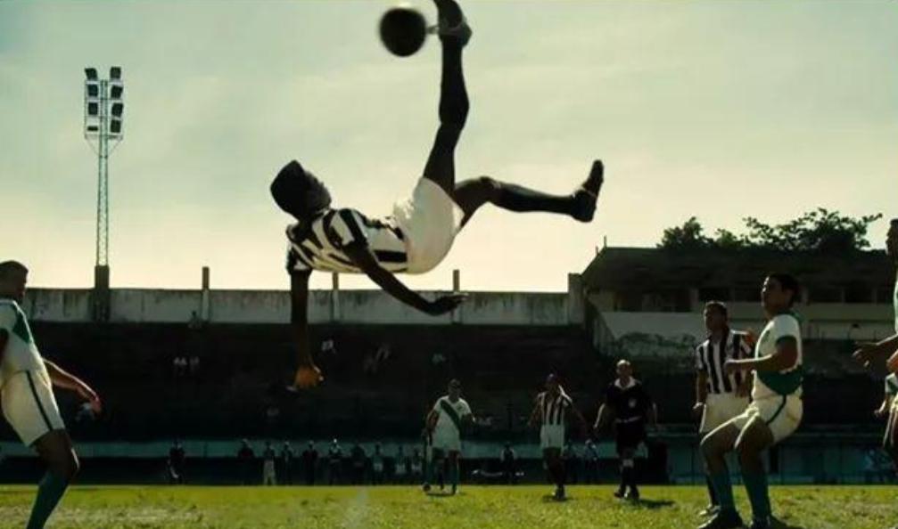 贫民窟的擦鞋少年,贫民窟擦鞋少年