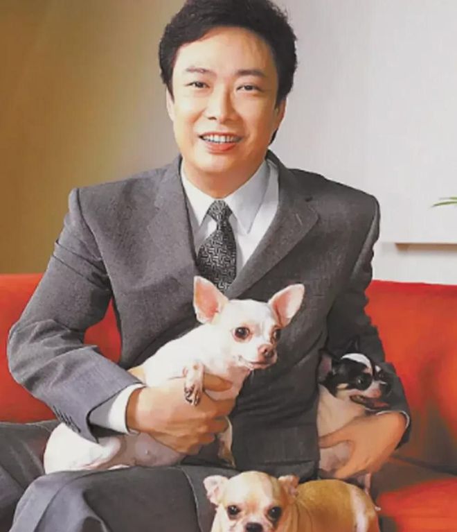 黄安接受采访谈费玉清,黄安辟谣费玉清病危传闻