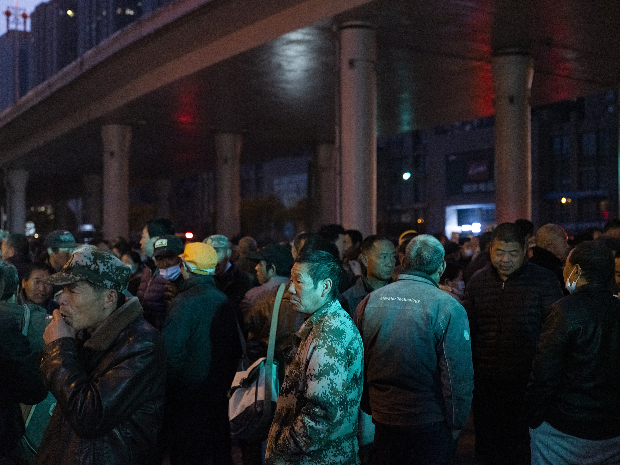 73岁老人8千工资花6千请保姆,80岁老头每月花19000元请保姆