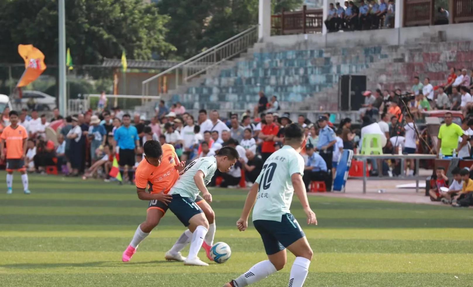 贵州村超vs国足在哪里看,贵州村超真踢得过国足吗