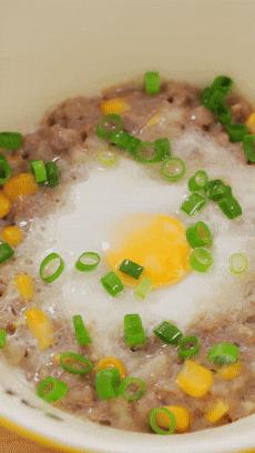 我逢人就夸的神仙搭配！燥热的夏天很该吃，几分钟就能蒸出一锅鲜