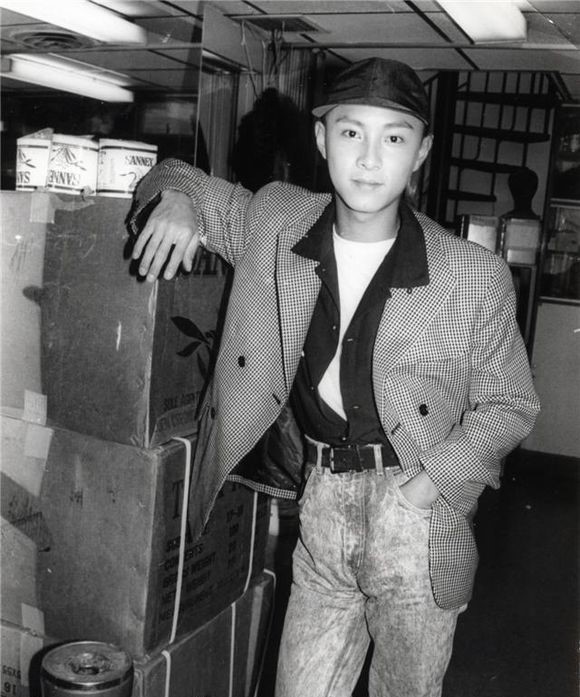 张卫健出道古装,张卫健有多抢戏