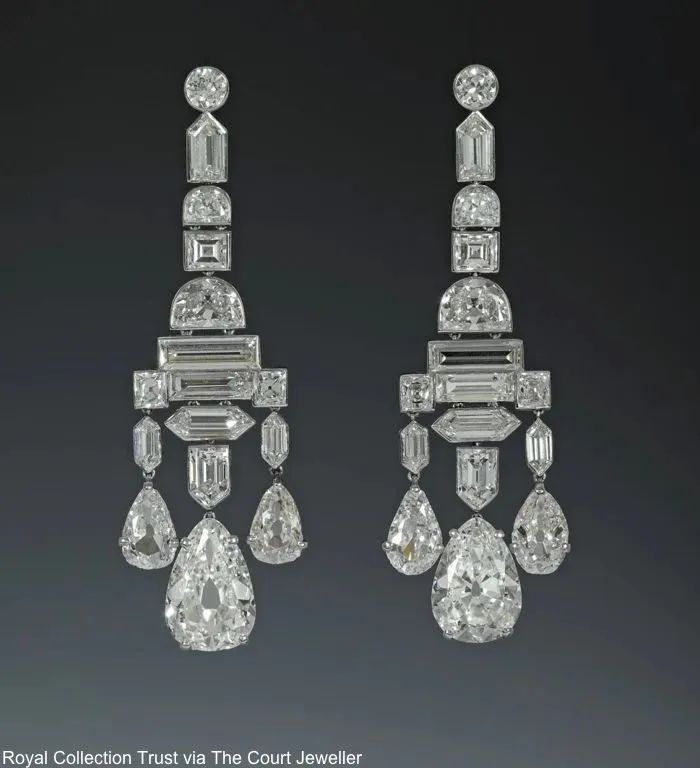 凯特王妃得到珠宝,凯特解锁女王珠宝