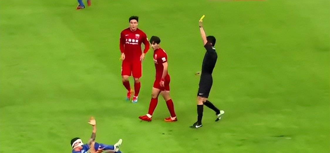 国足蛀虫李铁：罪行不止敛财上亿，戴罪立功曝光足坛背后*b大**oss