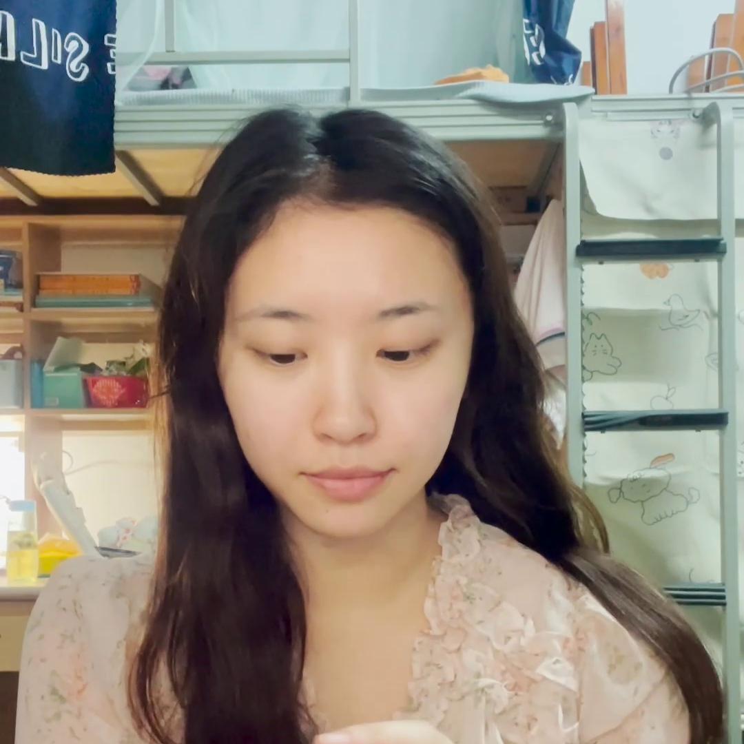 家人们这玩意好像也卷不到室友啊#化妆vlog#校园vl...