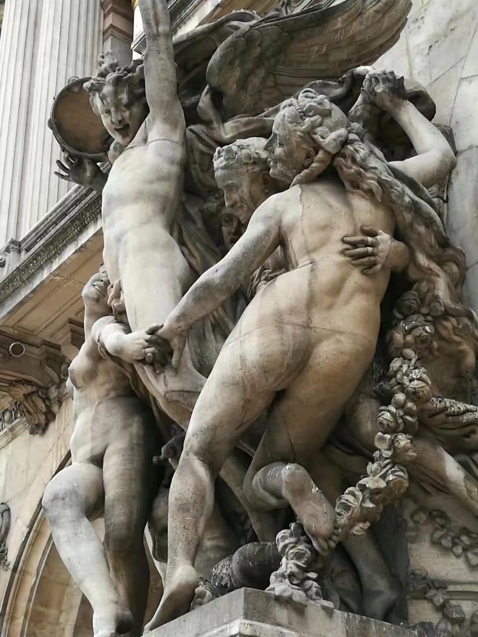 法国巴黎：景点美食购物艺术浪漫