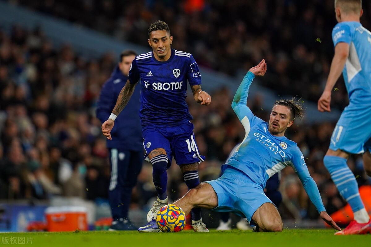 无解的7-0，轰31脚+64%控球！2.5亿劲旅遭狂揍，曼城争冠毫不留情