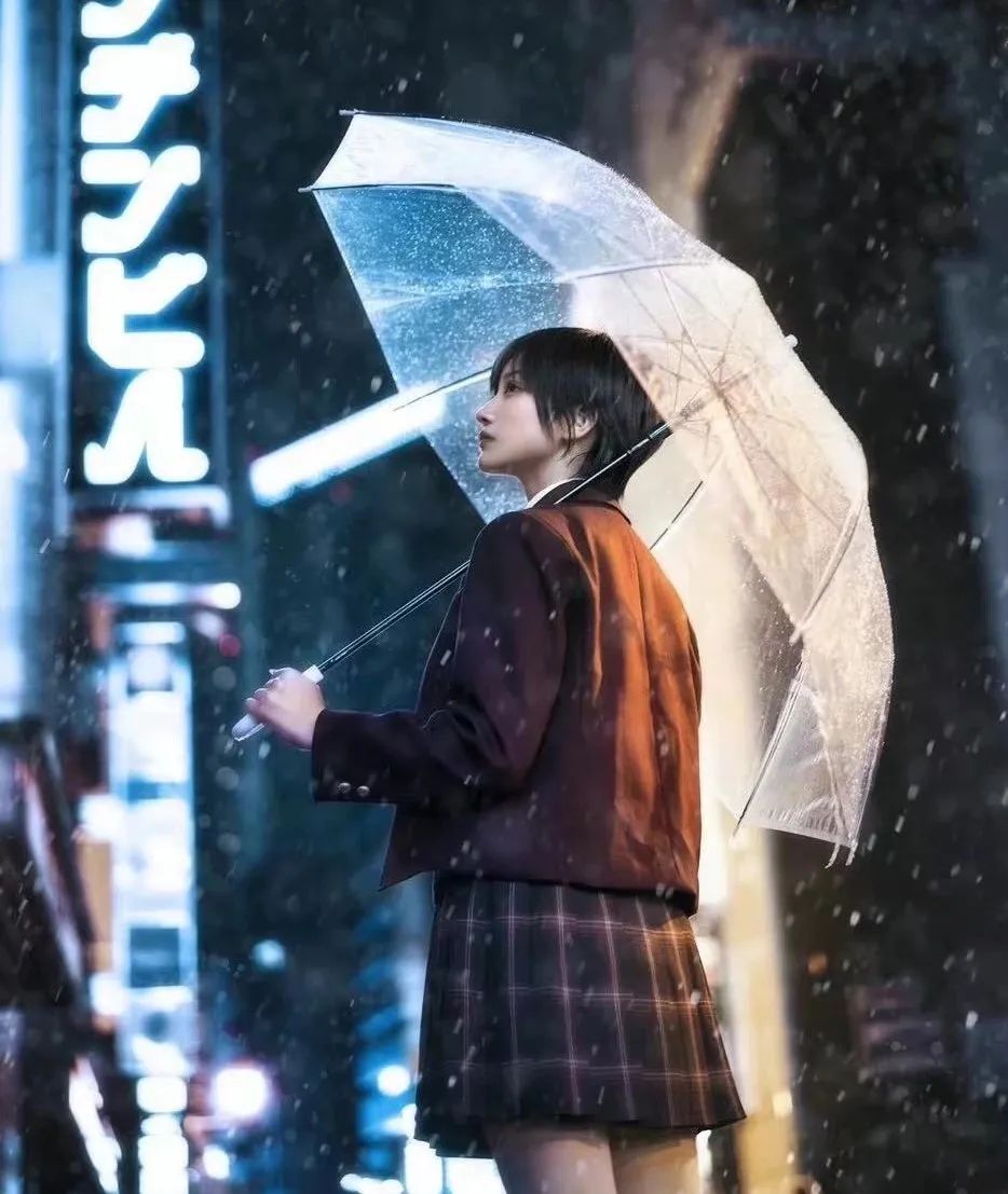 听下雨的歌曲,关于下雨时想你的歌