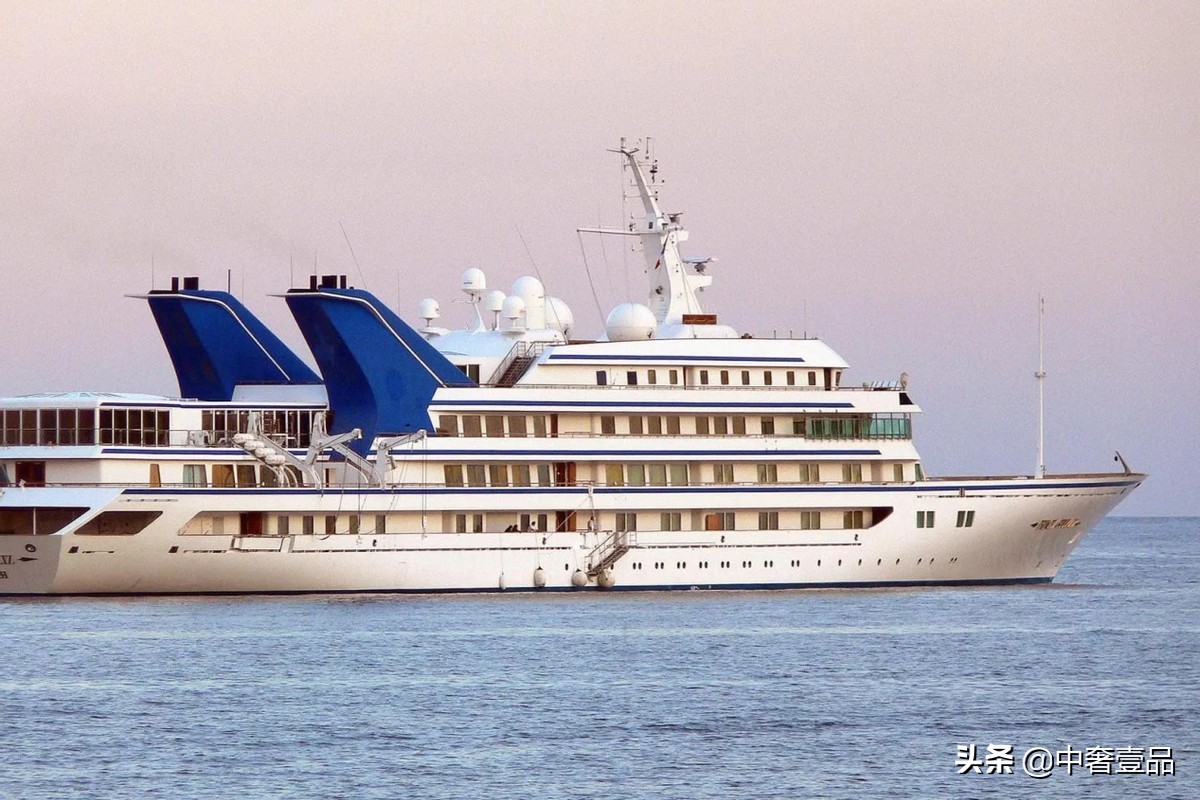 世界十大私人豪华超大顶级游艇,世界最顶级的私人豪华游艇