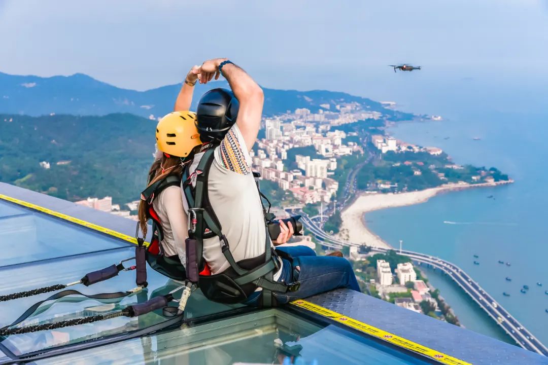 香港新晋的明星,现身厦门的香港明星