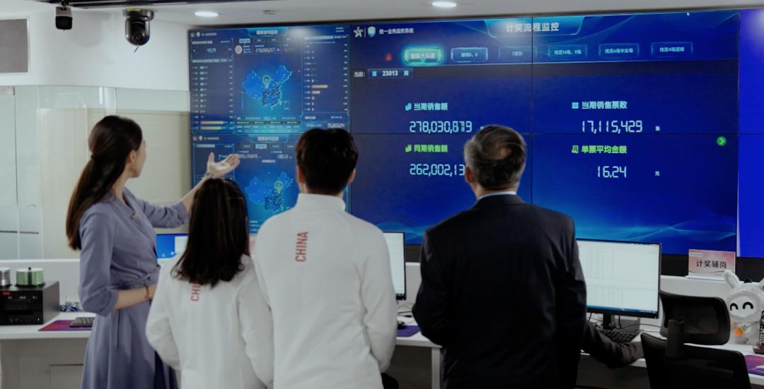 “透明工厂”特别节目揭秘“葱桶组合”PK内卷现场