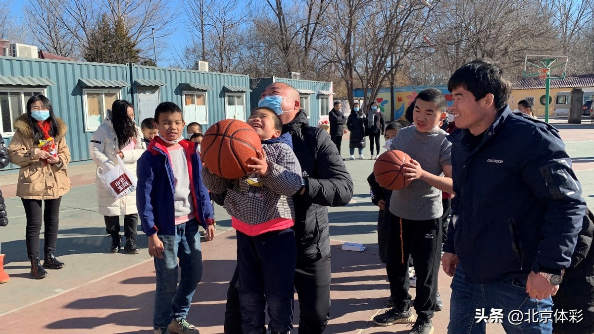 体彩微光公益活动,体彩公益捐赠视频