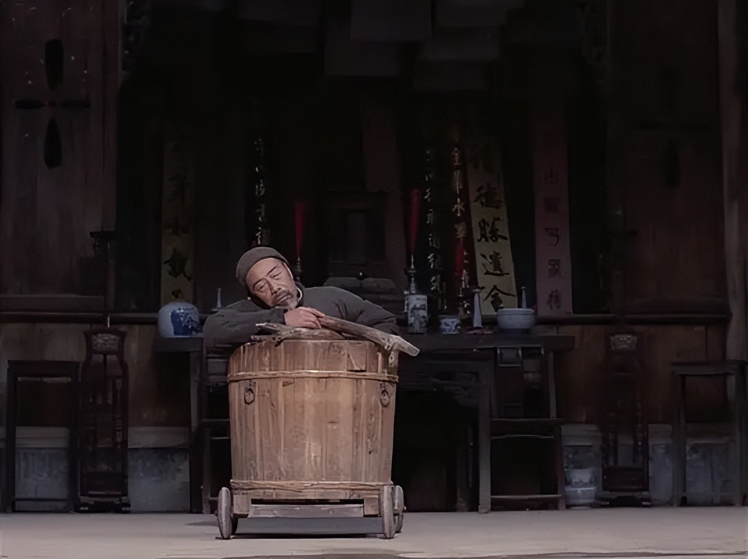 *窥偷**、*虐性**、不伦恋，这部90年代的电影戳破了压抑扭曲的人性欲望