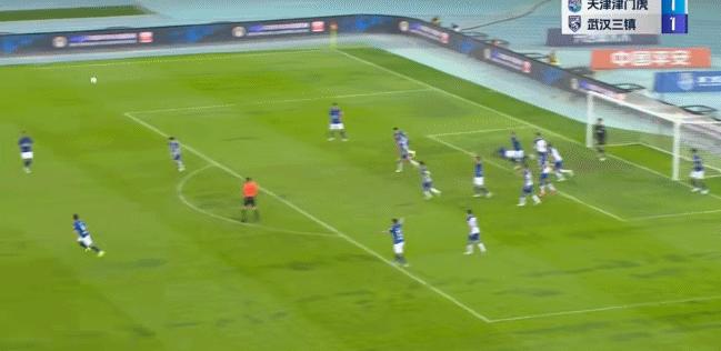 中超｜埃德闪电破门陶强龙错失绝杀武汉三镇1-1天津津门虎