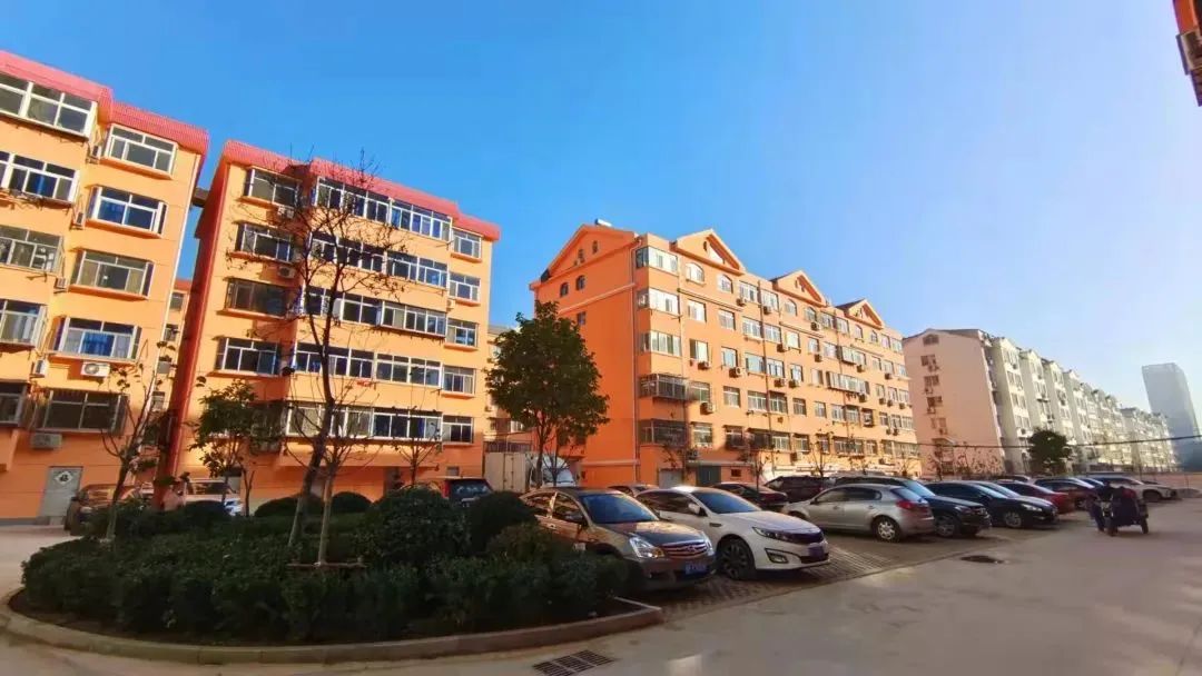 老小区6层加装电梯每户多少钱,关于小区加装电梯的最新消息