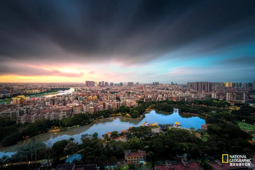 国家地理中文网英文,国家地理中文网在哪里