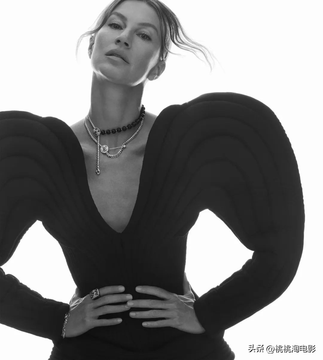 超模吉赛尔邦辰棒球帽街拍,吉赛尔·邦辰五大超模