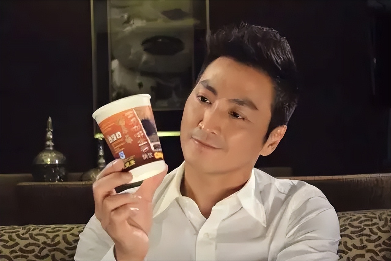 何家劲不拍戏的原因,何家劲工厂食堂伙食