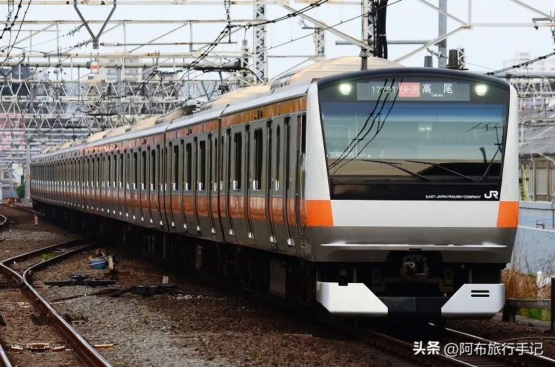 日本东京中野百老汇手表店,日本亚文化圣地中野百老汇