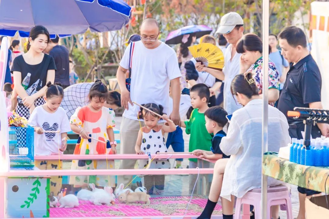 黄山风景屯溪老街,夜游黄山屯溪老街一角