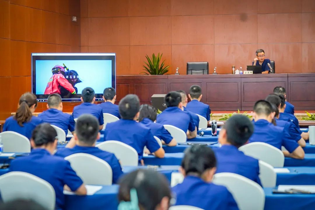 上课考试拍大片｜泰裤辣！全市消防新闻宣传岗培训干货满满～