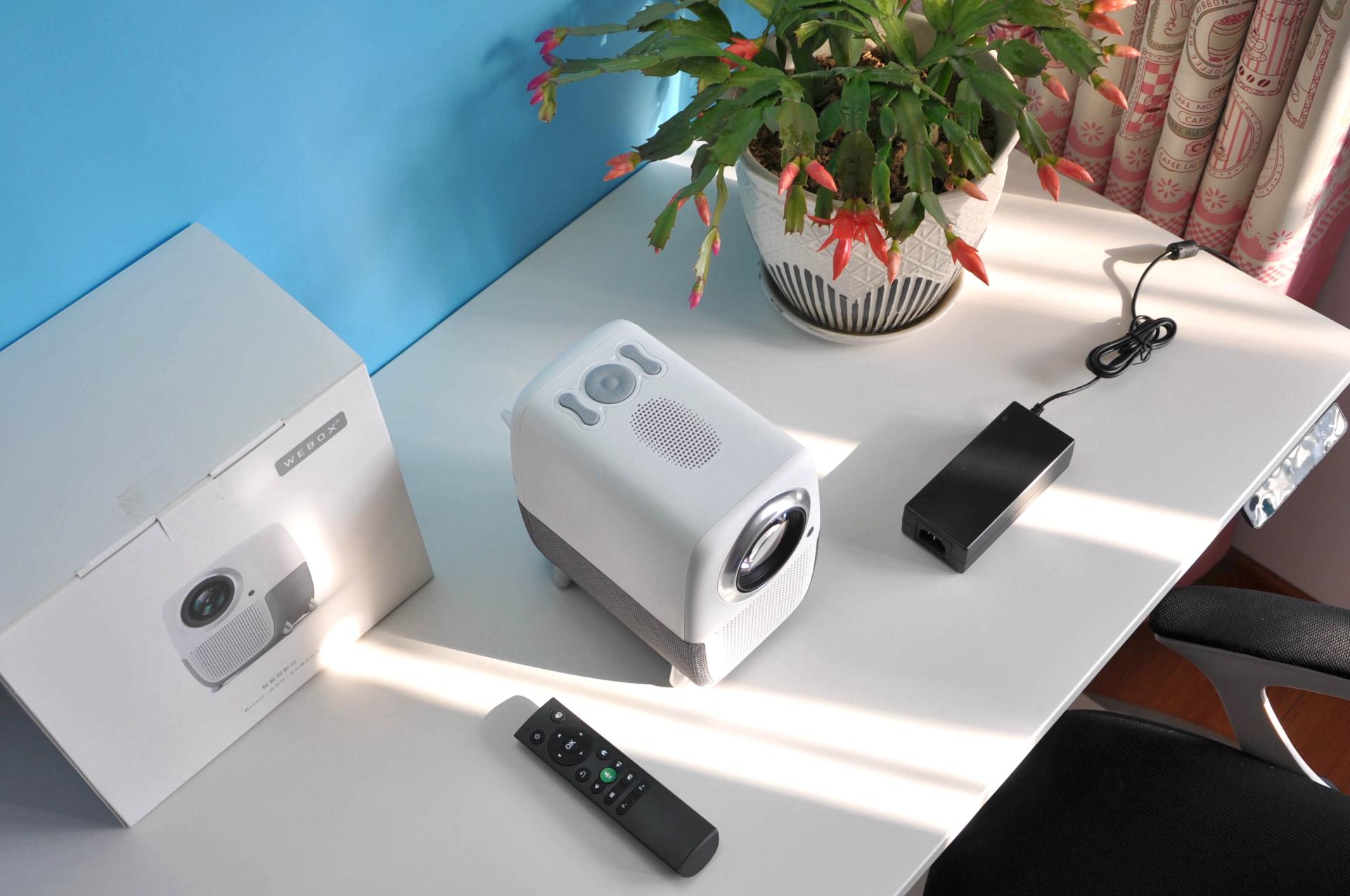 泰捷WEBOXT1投影仪测评,泰捷weboxt1投影仪和m6哪个好