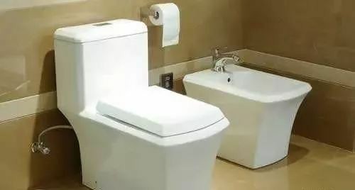 马桶冲水按钮为什么有两个按键,马桶冲水为什么是两个按钮