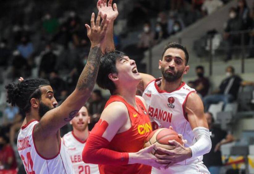 中国男篮与黎巴嫩最新战况,中国男篮不敌黎巴嫩赛后评价