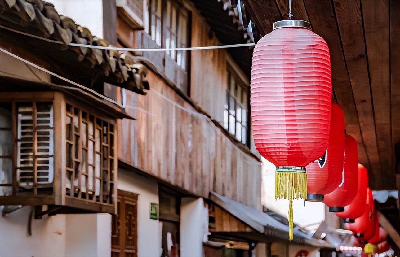 低端白酒代理如何起步做,白酒市级代理怎么运作