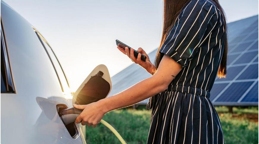 美国二手电动汽车3月销量增长32%至4.3万辆平均挂牌价4.34万美元