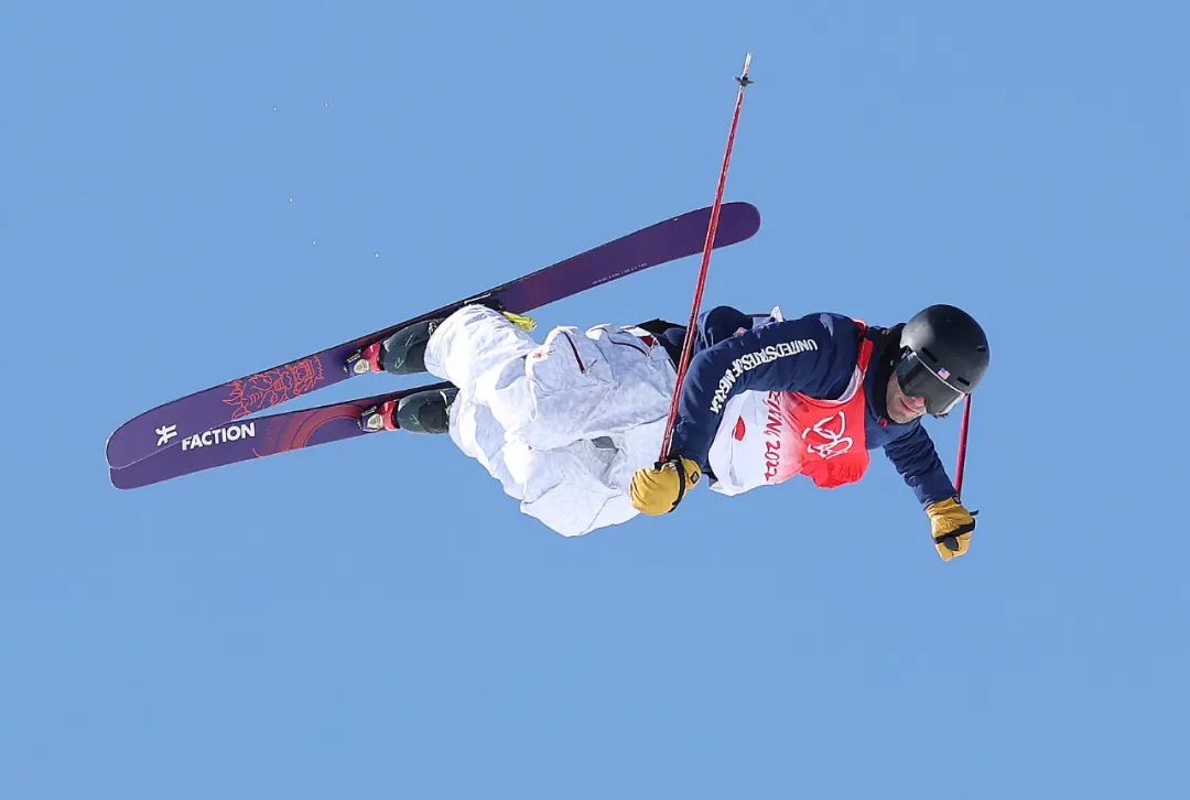 谷爱凌介绍滑雪品牌,谷爱凌滑雪同款