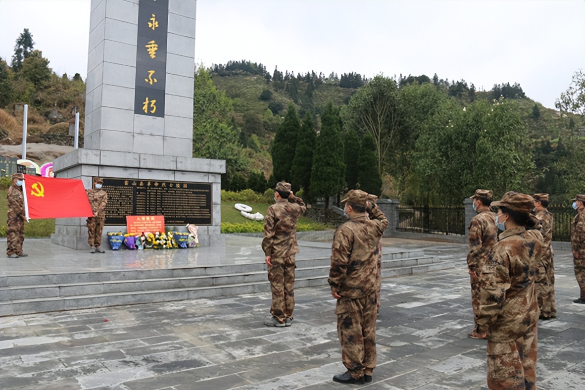 礼县缅怀革命先烈传承红色基因,缅怀革命先烈传扬红色经典