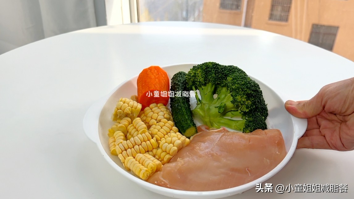 减肥吃两斤鸡胸肉,减肥吃一斤鸡胸肉可以吗