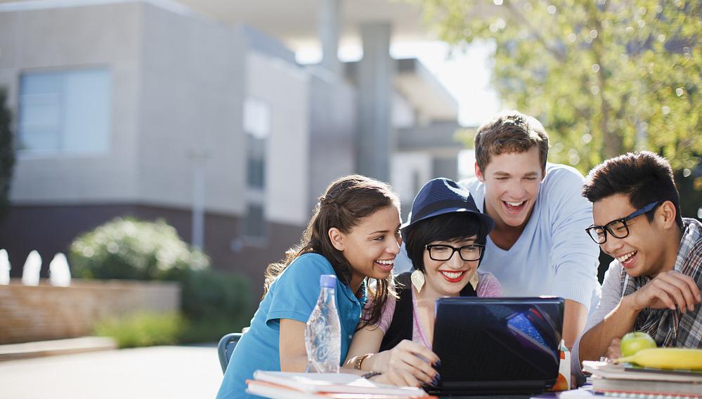 持b1b2签证入境美国后怎么转身份,b签证美国多次入境有什么要求