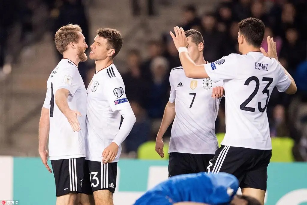 足球不尊重,足球中的不尊重行为