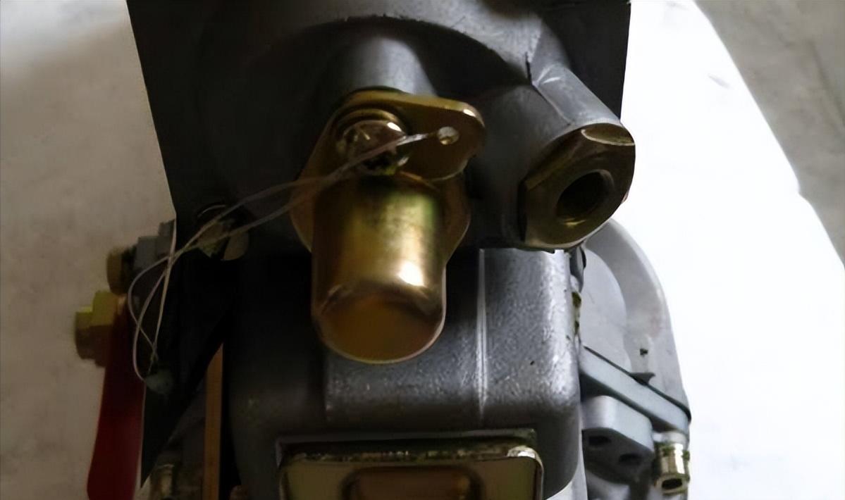 大众汽油泵压力不足的症状,小车汽油泵压力不足怎么办