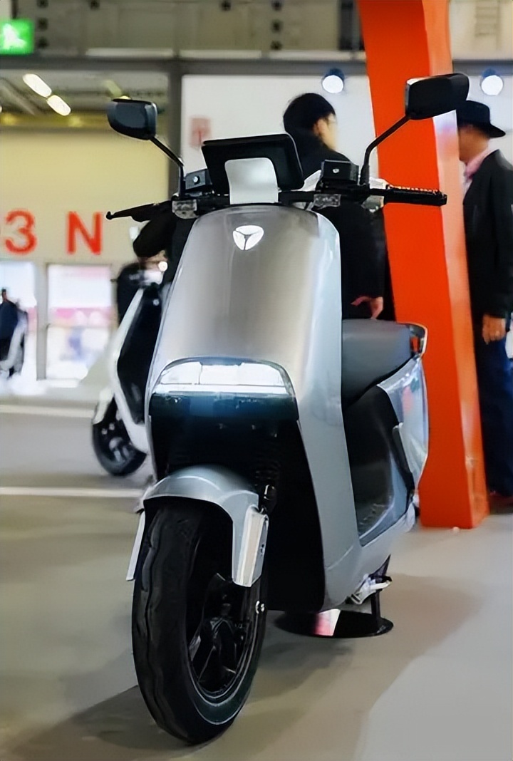 爱玛绿源雅迪哪个牌子耐用质量好,小牛爱玛绿源雅迪哪个性价比最高