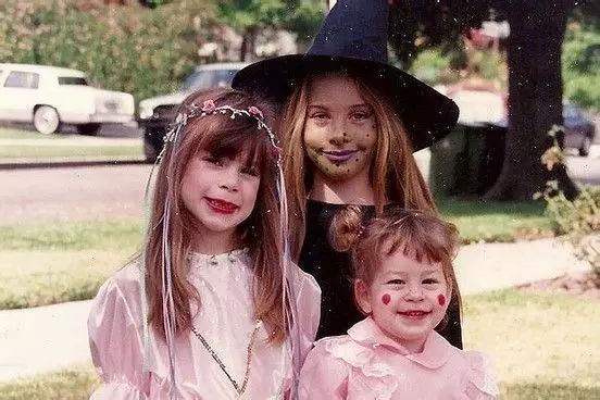 加州海狮姐妹,加州姐妹