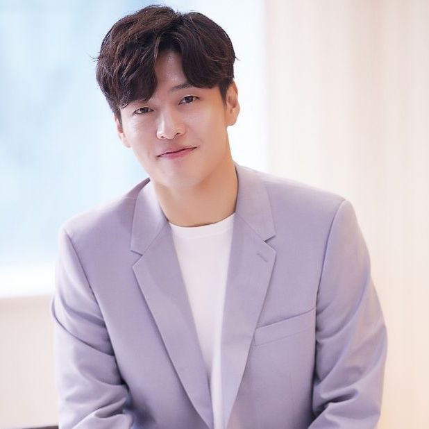 韩国男明星十大帅哥宋仲基,宋仲基李俊昊