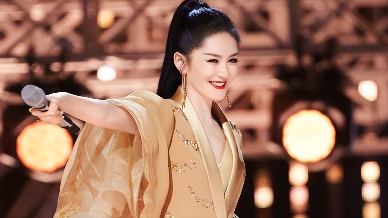 快乐家族主持人“再就业”，吴昕发展不亚于何炅，女二号也有春天