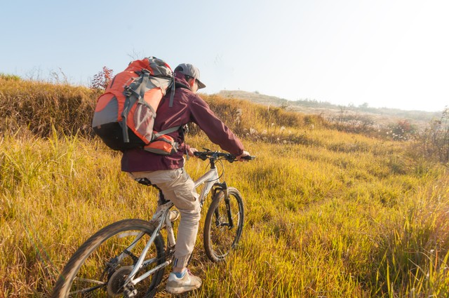 高档自行车为什么不安装挡泥板,高端自行车为啥不挂锁