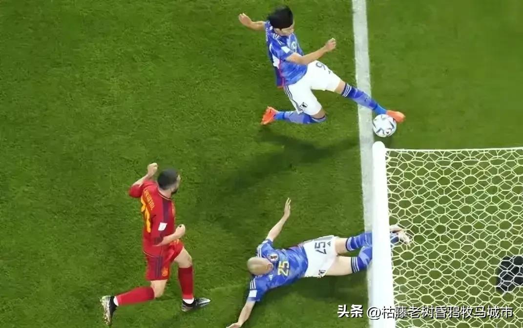 足球的魅力不是只有过人,足球的魅力之一就是万万没想到