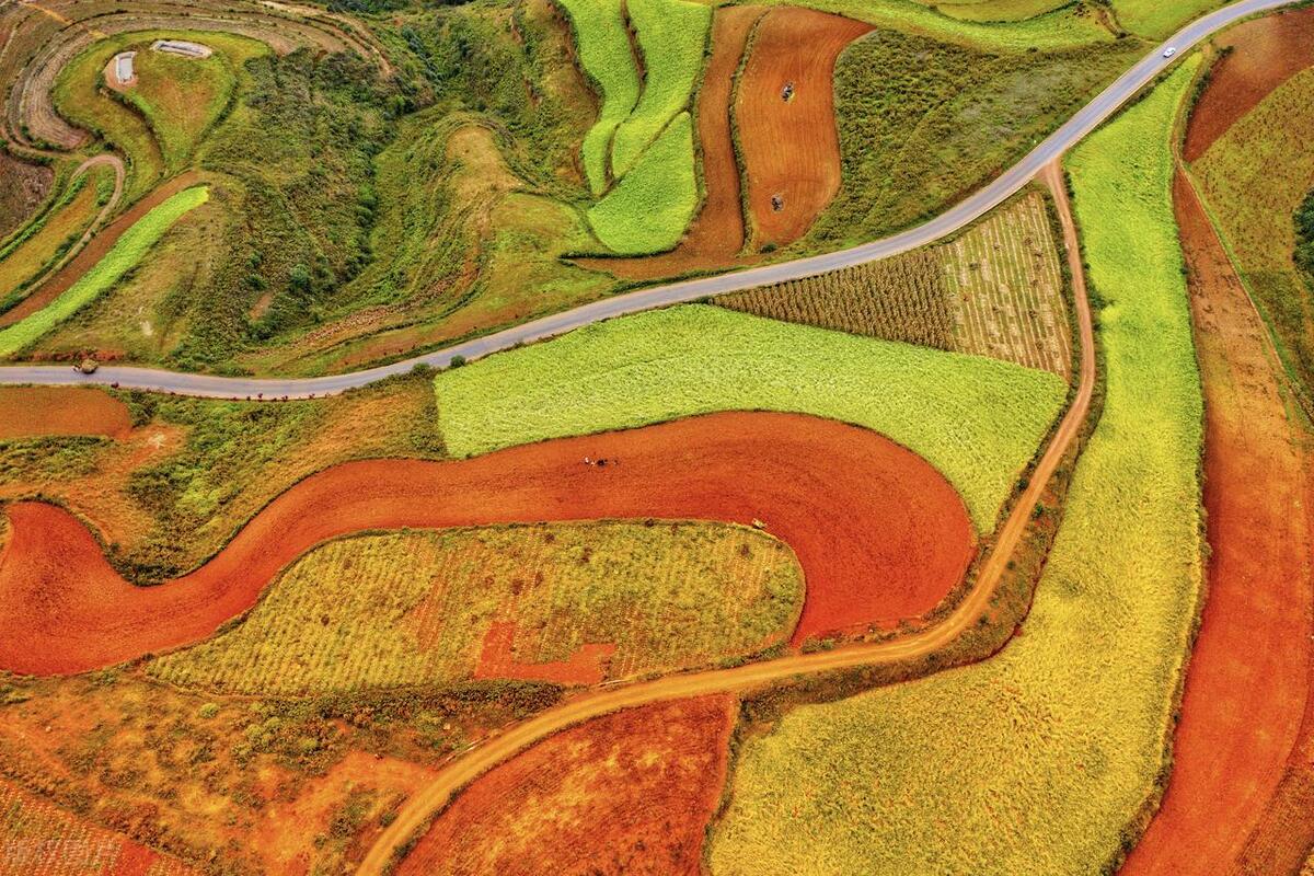 云南十五日游攻略自由行,背包旅行之云南彩云之南