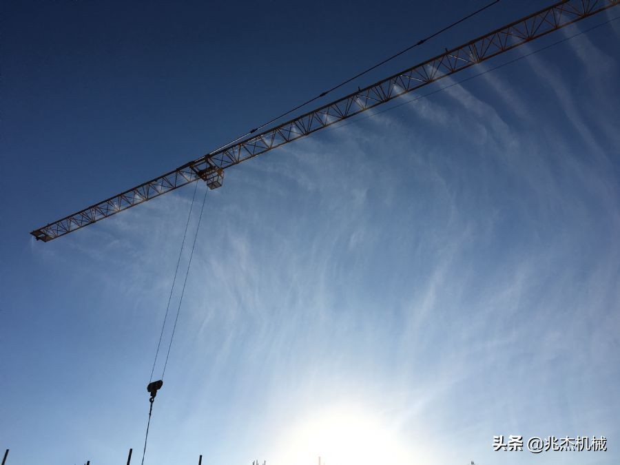 道路扬尘满天飞没人管怎么办,道路扬尘治理